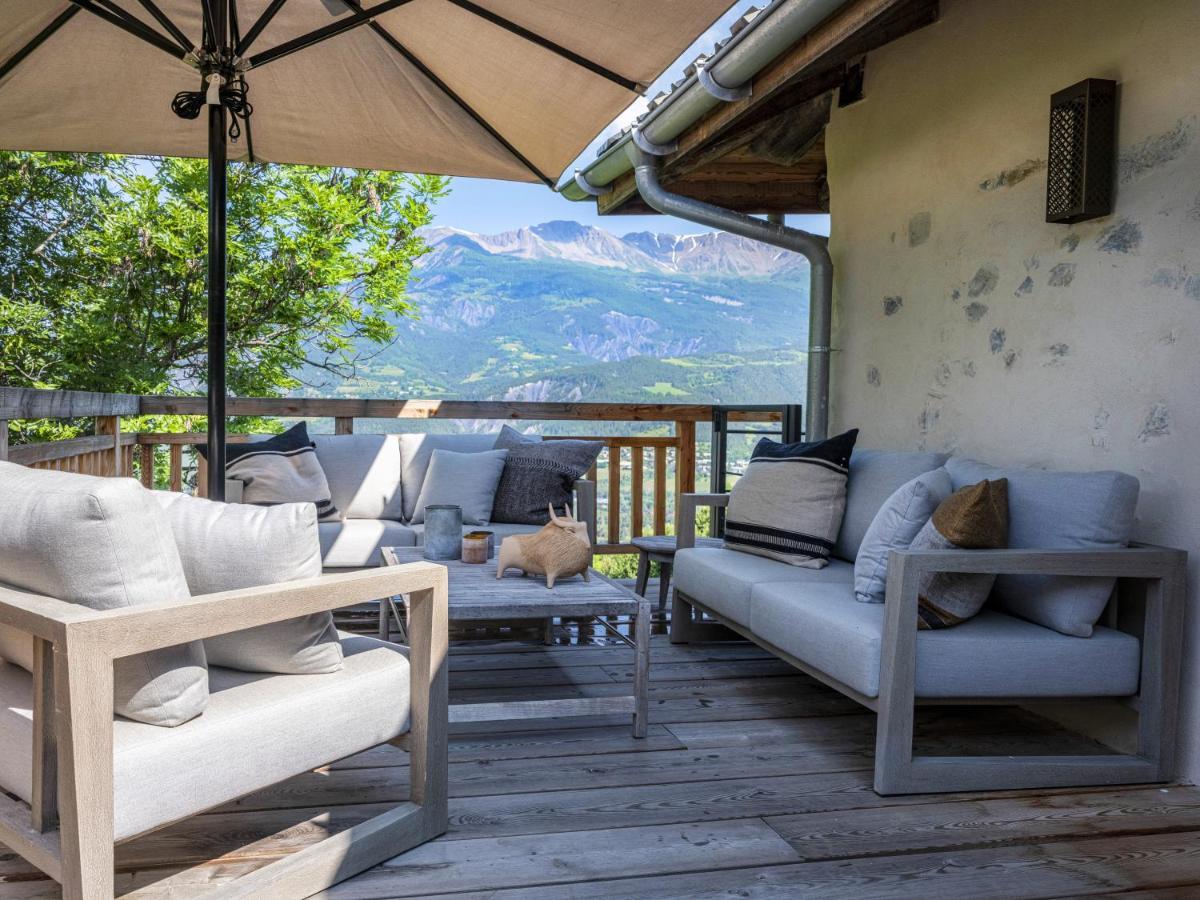 Superbe Ferme Renovee En Chalet De Luxe En Pleine Nature Barcelonnette Exterior photo